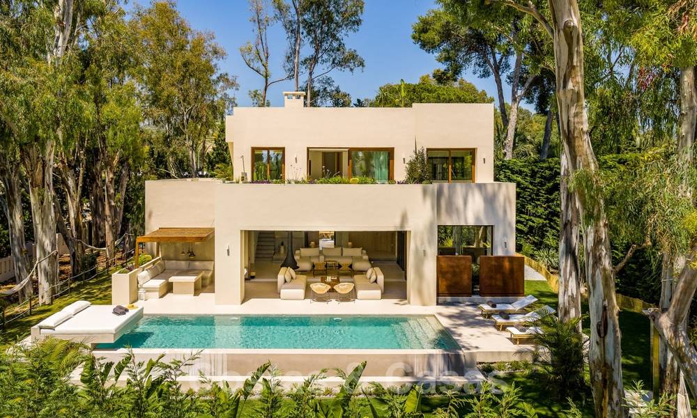 Exquise villa de luxe moderne à vendre, au bord de la plage à Los Monteros, Marbella Est 26655