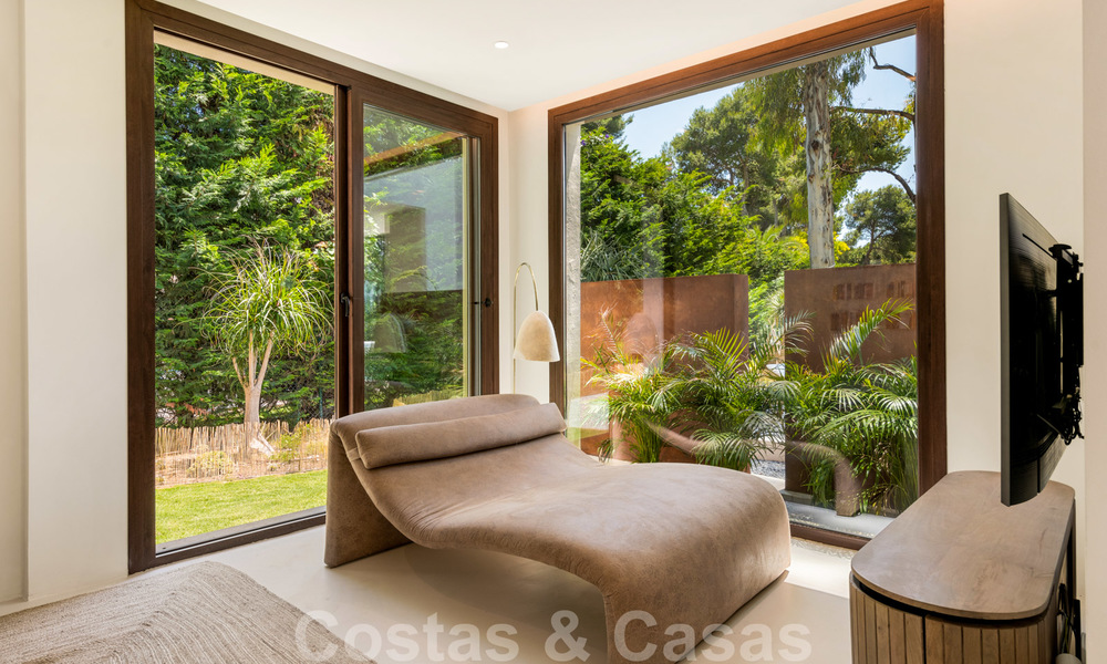 Exquise villa de luxe moderne à vendre, au bord de la plage à Los Monteros, Marbella Est 26661
