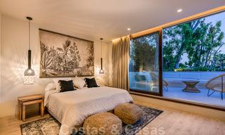 Exquise villa de luxe moderne à vendre, au bord de la plage à Los Monteros, Marbella Est 26669 