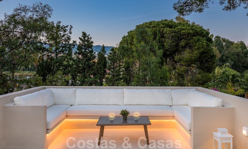 Exquise villa de luxe moderne à vendre, au bord de la plage à Los Monteros, Marbella Est 26674