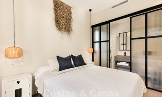 Exquise villa de luxe moderne à vendre, au bord de la plage à Los Monteros, Marbella Est 26680 