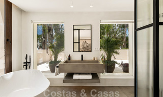 Exquise villa de luxe moderne à vendre, au bord de la plage à Los Monteros, Marbella Est 26692 