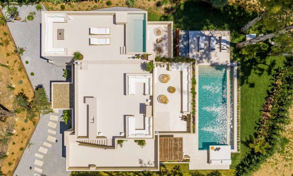 Exquise villa de luxe moderne à vendre, au bord de la plage à Los Monteros, Marbella Est 26694