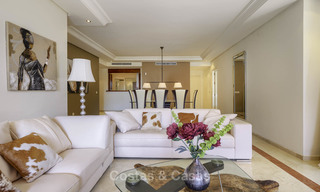 Appartement attrayant et spacieux dans un complexe exclusif en front de mer à vendre, entre Marbella et Estepona 11763 