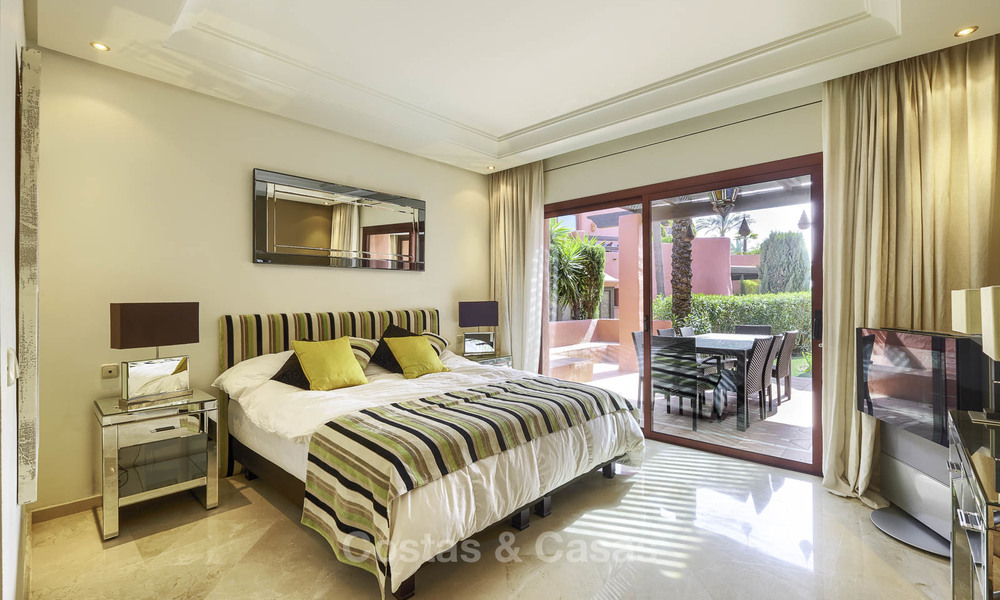 Appartement attrayant et spacieux dans un complexe exclusif en front de mer à vendre, entre Marbella et Estepona 11764