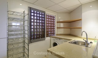 Appartement attrayant et spacieux dans un complexe exclusif en front de mer à vendre, entre Marbella et Estepona 11780 