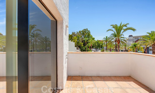 Appartements de luxe entièrement rénovés à vendre, prêts à emménager, dans le centre de Puerto Banus, Marbella 28166 
