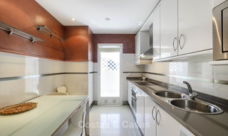 Spacieux et luxueux appartement dans une résidence prestigieuse en bord de mer à vendre près du centre de Marbella - Golden Mile 11931 