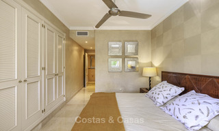 Spacieux et luxueux appartement dans une résidence prestigieuse en bord de mer à vendre près du centre de Marbella - Golden Mile 11940 