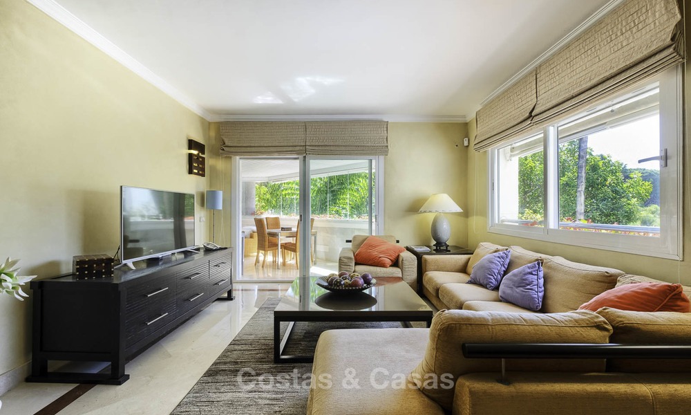 Spacieux et luxueux appartement dans une résidence prestigieuse en bord de mer à vendre près du centre de Marbella - Golden Mile 11949