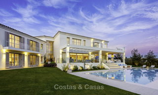 Prestigieuse villa de luxe sur le golf avec vue exceptionnelle sur la mer à vendre, à Nueva Andalucia, Marbella 17140 