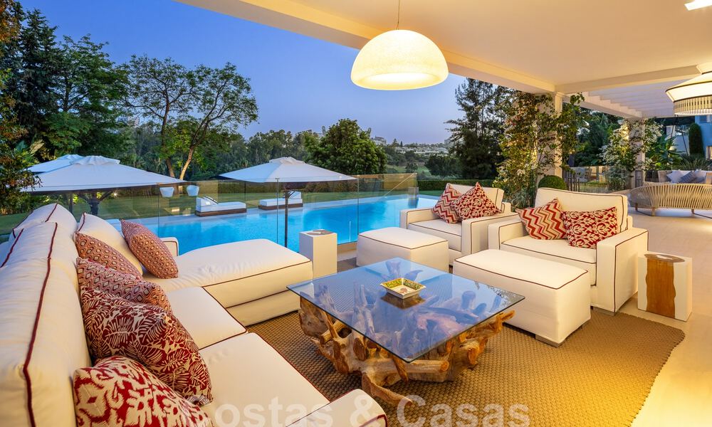 Prestigieuse villa de luxe sur le golf avec vue exceptionnelle sur la mer à vendre, à Nueva Andalucia, Marbella 57203