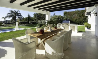 Magnifique villa de luxe avec vue sur le golf et la mer à vendre au cœur de Nueva Andalucía, Marbella 12072 