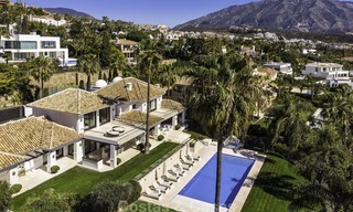 Magnifique villa de luxe avec vue sur le golf et la mer à vendre au cœur de Nueva Andalucía, Marbella 12082 