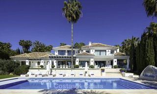 Magnifique villa de luxe avec vue sur le golf et la mer à vendre au cœur de Nueva Andalucía, Marbella 12091 