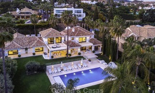 Magnifique villa de luxe avec vue sur le golf et la mer à vendre au cœur de Nueva Andalucía, Marbella 12094 