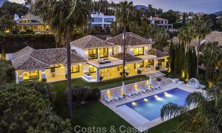 Magnifique villa de luxe avec vue sur le golf et la mer à vendre au cœur de Nueva Andalucía, Marbella 12097