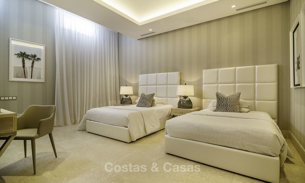 Exquise villa de luxe moderne, haut de gamme à vendre, à deux pas de la plage. Golden Mile, Marbella 12421
