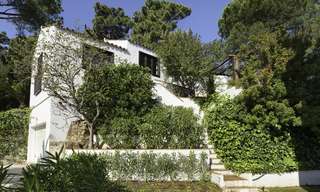 Charmante villa de style traditionnel avec vue mer et montagne à vendre à El Madroñal, Benahavis, Marbella 12626 