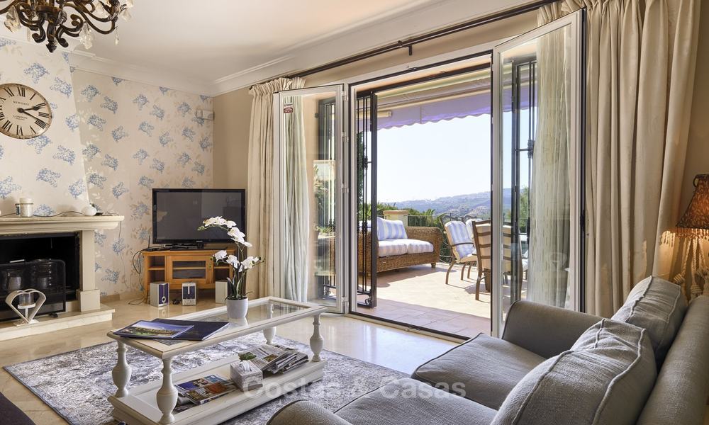 Villa rustique avec vue sur la mer et les montagnes à vendre, Benahavis, Marbella 12656