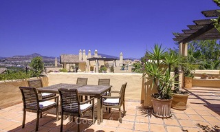Spacieux duplex penthouse avec vue panoramique à vendre entre Estepona et Marbella 12705 