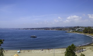 Appartement entièrement rénové avec vue sur la mer à vendre près du port de plaisance d'Estepona, Estepona 12805 
