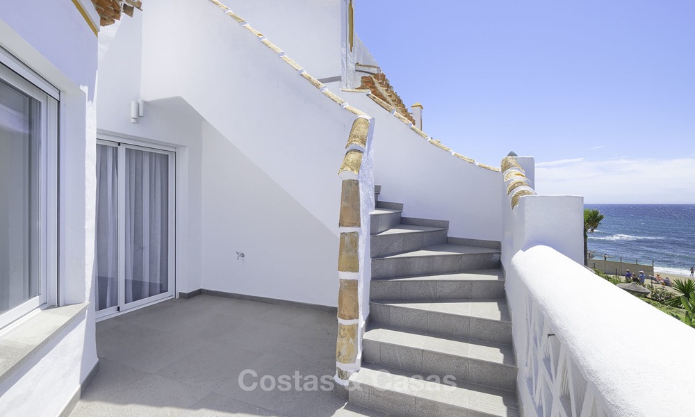 Penthouse de plage entièrement rénové avec vue sur la mer à vendre, Mijas Costa 12896