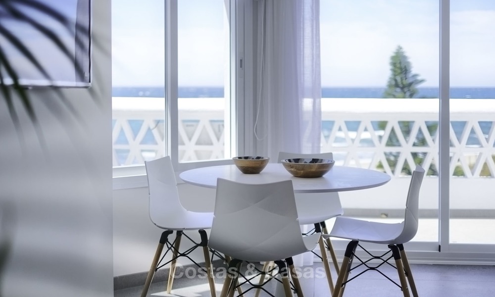 Penthouse de plage entièrement rénové avec vue sur la mer à vendre, Mijas Costa 12903