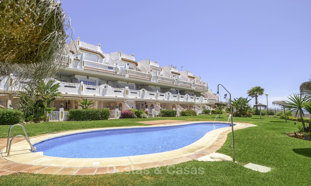 Penthouse de plage entièrement rénové avec vue sur la mer à vendre, Mijas Costa 12909