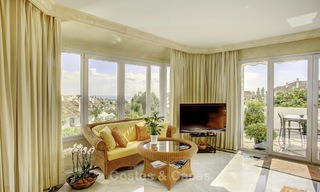 Appartement spacieux avec vue panoramique sur la mer à vendre, dans un complexe prestigieux sur le Golden Mile, Marbella 13158 