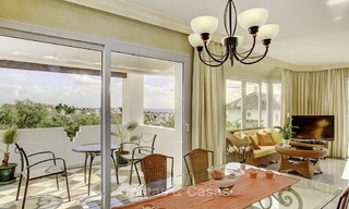 Appartement spacieux avec vue panoramique sur la mer à vendre, dans un complexe prestigieux sur le Golden Mile, Marbella 13159 