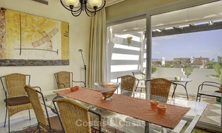 Appartement spacieux avec vue panoramique sur la mer à vendre, dans un complexe prestigieux sur le Golden Mile, Marbella 13162 