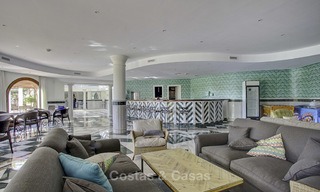 Appartement spacieux avec vue panoramique sur la mer à vendre, dans un complexe prestigieux sur le Golden Mile, Marbella 13190 