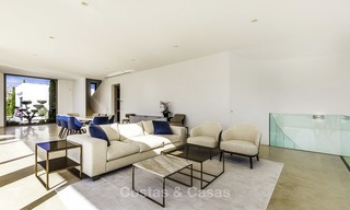 Superbe villa contemporaine de luxe à vendre en première ligne de golf dans un quartier exclusif, Benahavis, Marbella 13405 
