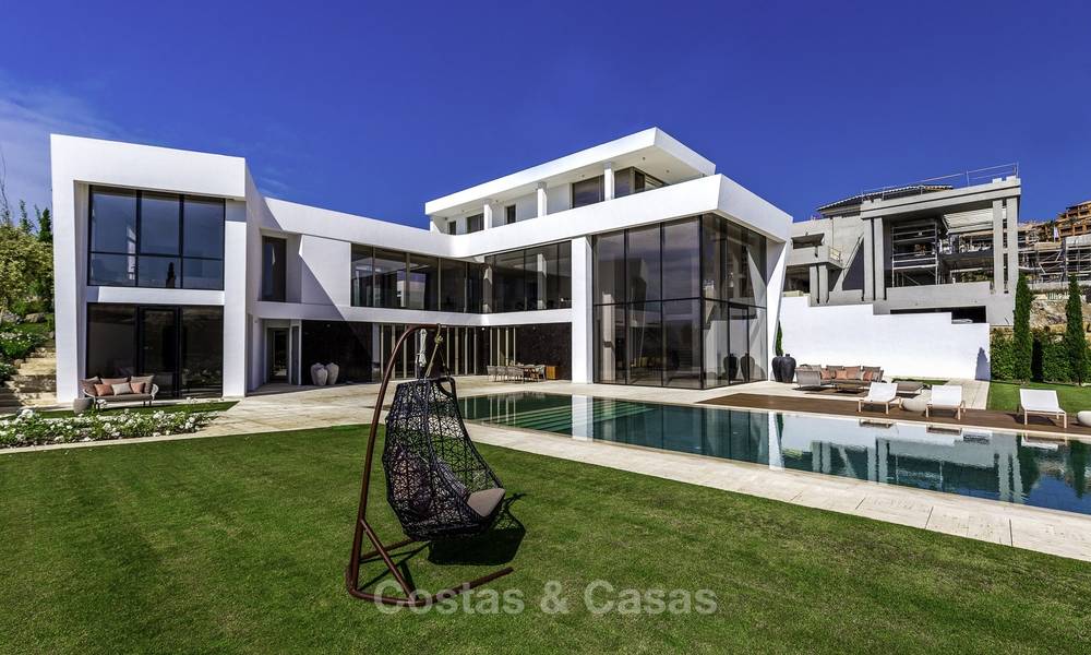 Superbe villa contemporaine de luxe à vendre en première ligne de golf dans un quartier exclusif, Benahavis, Marbella 13415