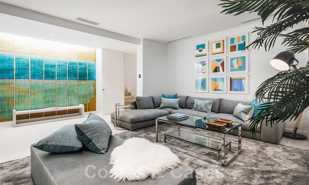 Nouvelles villas de luxe modernes à vendre sur le New Golden Mile, entre Marbella et Estepona 43057