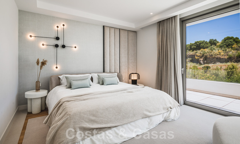 Nouvelles villas de luxe modernes à vendre sur le New Golden Mile, entre Marbella et Estepona 43087