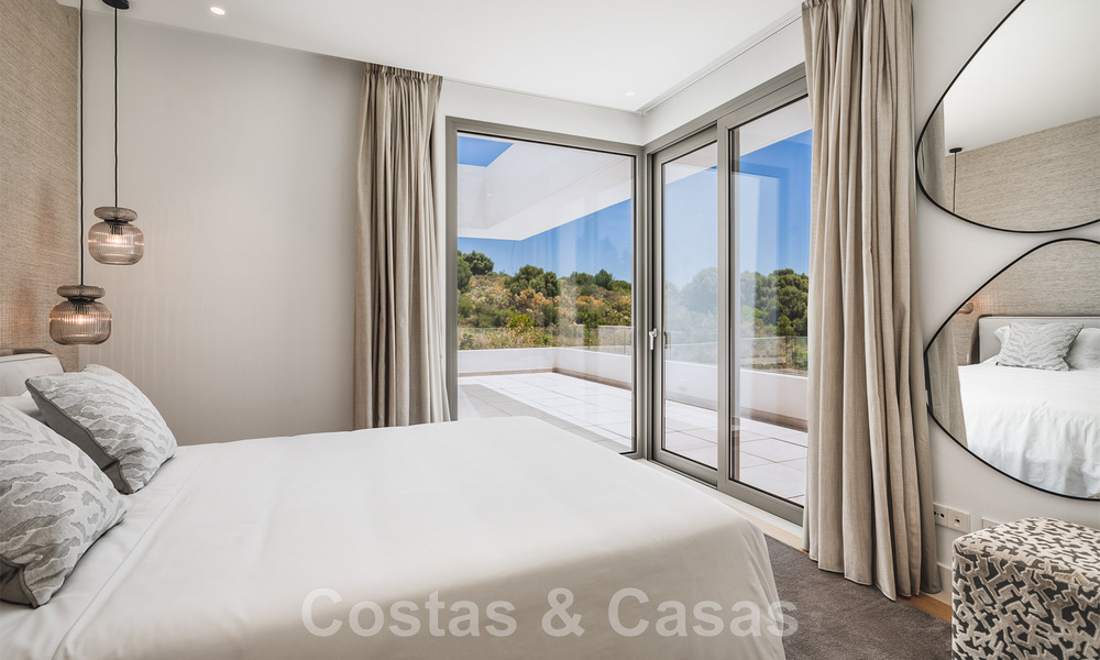 Nouvelles villas de luxe modernes à vendre sur le New Golden Mile, entre Marbella et Estepona 43090