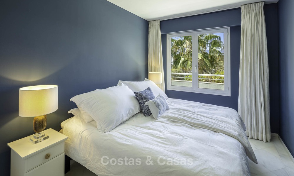 Penthouse très luxueux en duplex de 4 chambres à vendre dans un complexe exclusif en bord de mer, Puerto Banus, Marbella 13670