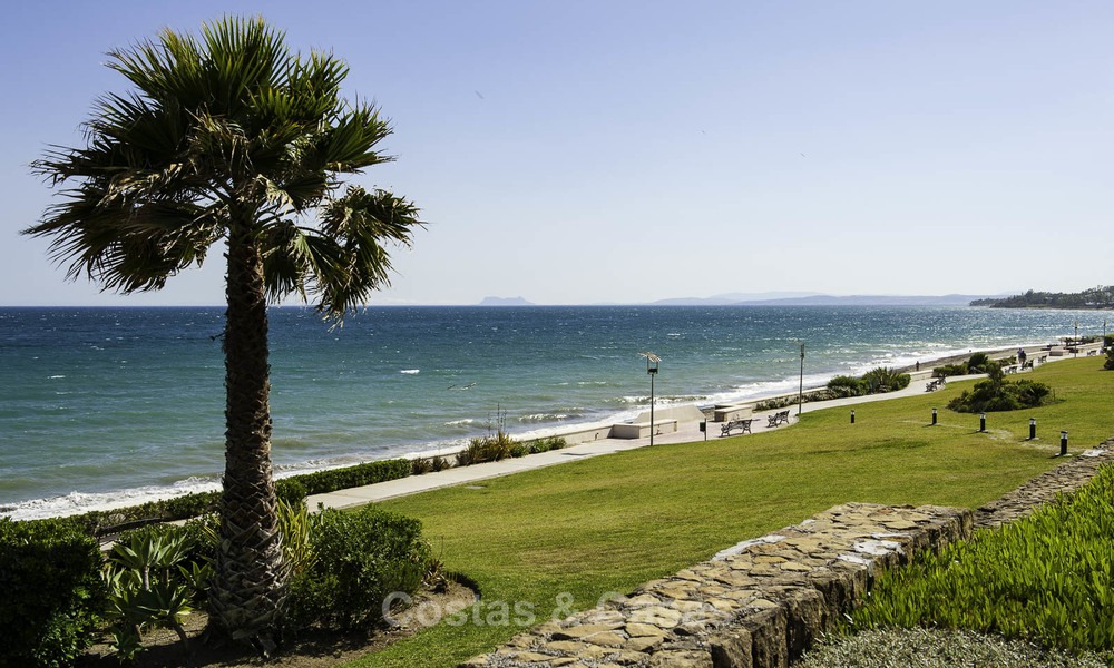 Appartements et Penthouses à vendre dans un complexe de plage de luxe sur le New Golden Mile, entre Marbella et Estepona 13804