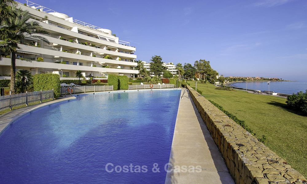 Appartements et Penthouses à vendre dans un complexe de plage de luxe sur le New Golden Mile, entre Marbella et Estepona 13773