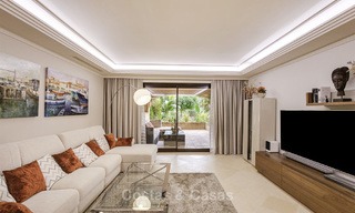 Charmant appartement haut de gamme en bord de mer à vendre dans une urbanisation élégante, Estepona Est, Marbella 13917 