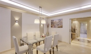 Charmant appartement haut de gamme en bord de mer à vendre dans une urbanisation élégante, Estepona Est, Marbella 13918 