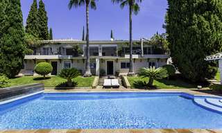 Charmante villa rénovée de style méditerranéen avec vue sur la mer à vendre, Benahavis - Marbella 14150 