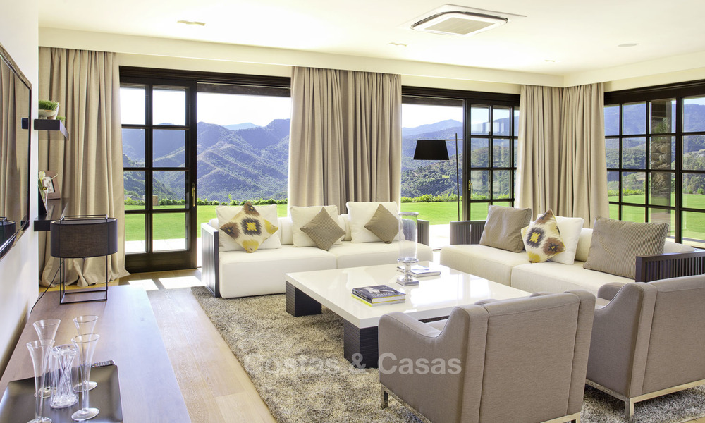 Superbe villa de luxe de style rustique rénovée à vendre dans le domaine exclusif de La Zagaleta, Benahavis, Marbella. 23268