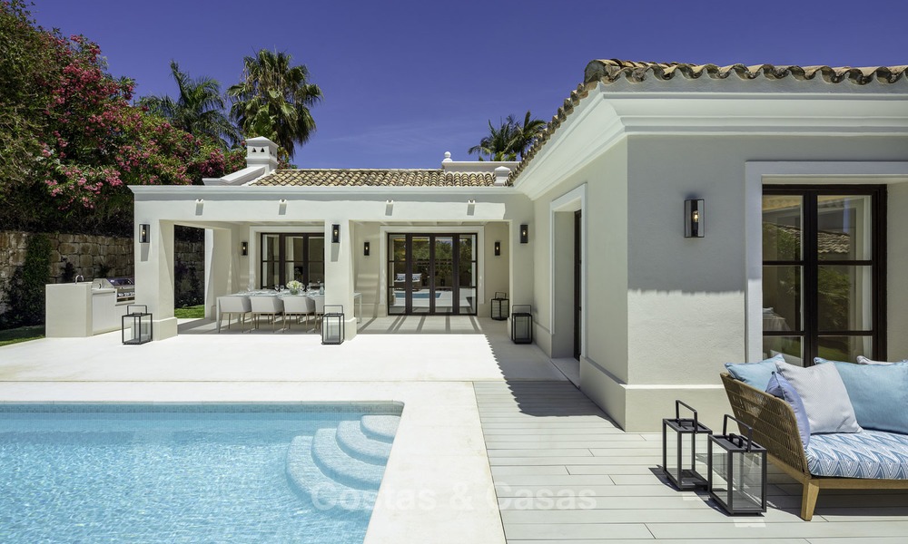 Elégante et luxueuse villa de style méditerranéen à vendre, entièrement rénovée, dans la Vallée du Golf de Nueva Andalucía, Marbella 14231