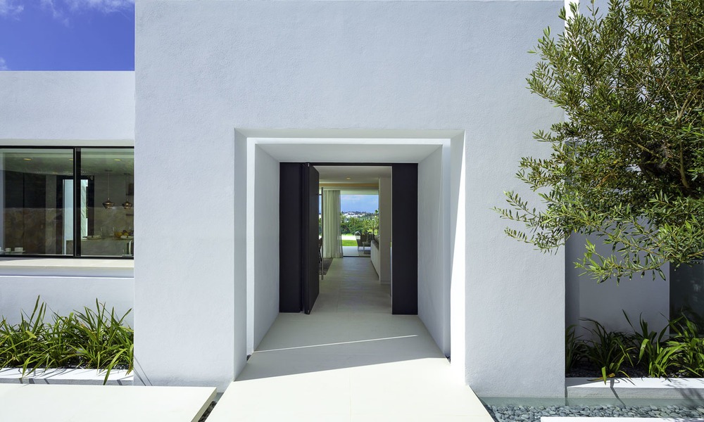 Merveilleuse villa de luxe entièrement rénovée à vendre, directement sur le golf, Nueva Andalucia, Marbella 14242