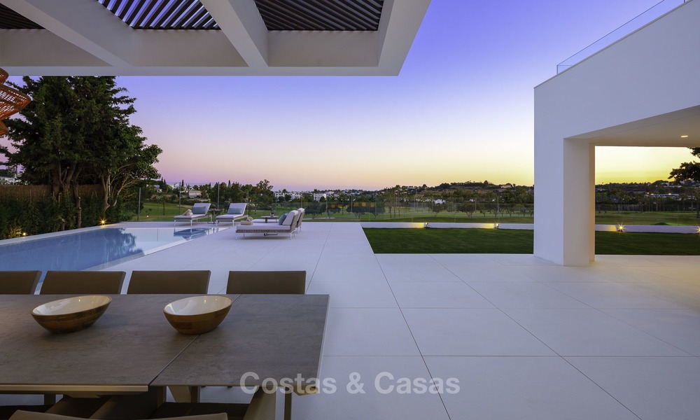 Merveilleuse villa de luxe entièrement rénovée à vendre, directement sur le golf, Nueva Andalucia, Marbella 14265