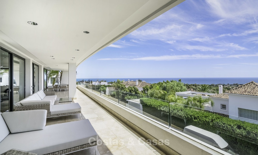 Superbe penthouse duplex de luxe de 5 chambres avec vue panoramique sur la mer à vendre à Sierra Blanca sur le Golden Mile, Marbella 14300