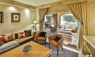 Bel appartement de jardin à vendre dans un complexe prestigieux de la Sierra Blanca sur le Golden Mile à Marbella. 14366 
